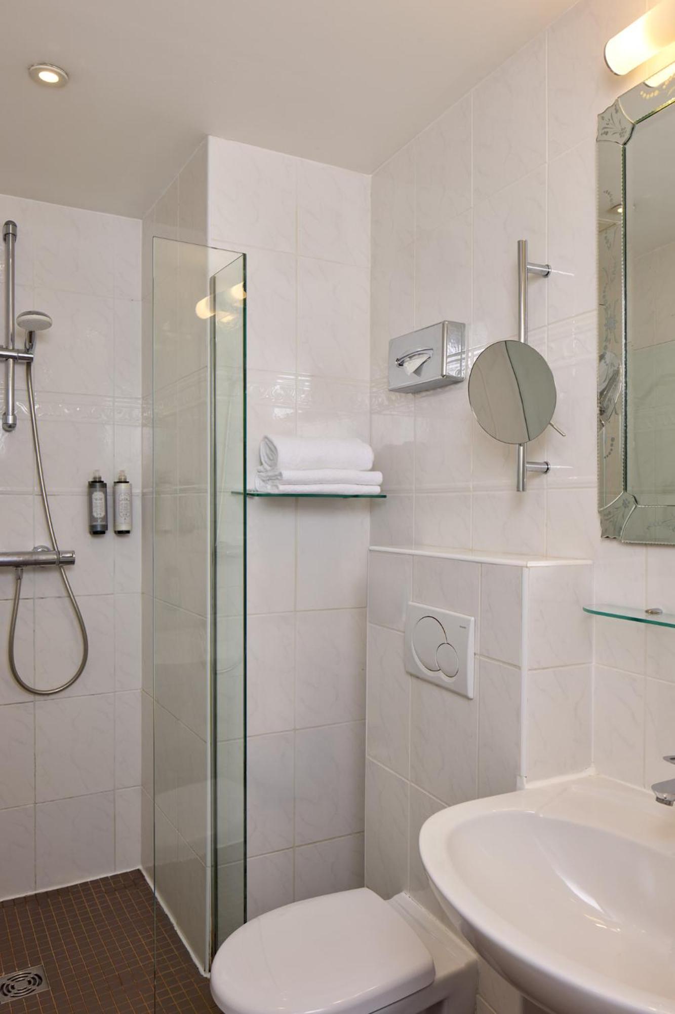 Timhotel Tour Montparnasse Hotel 3*